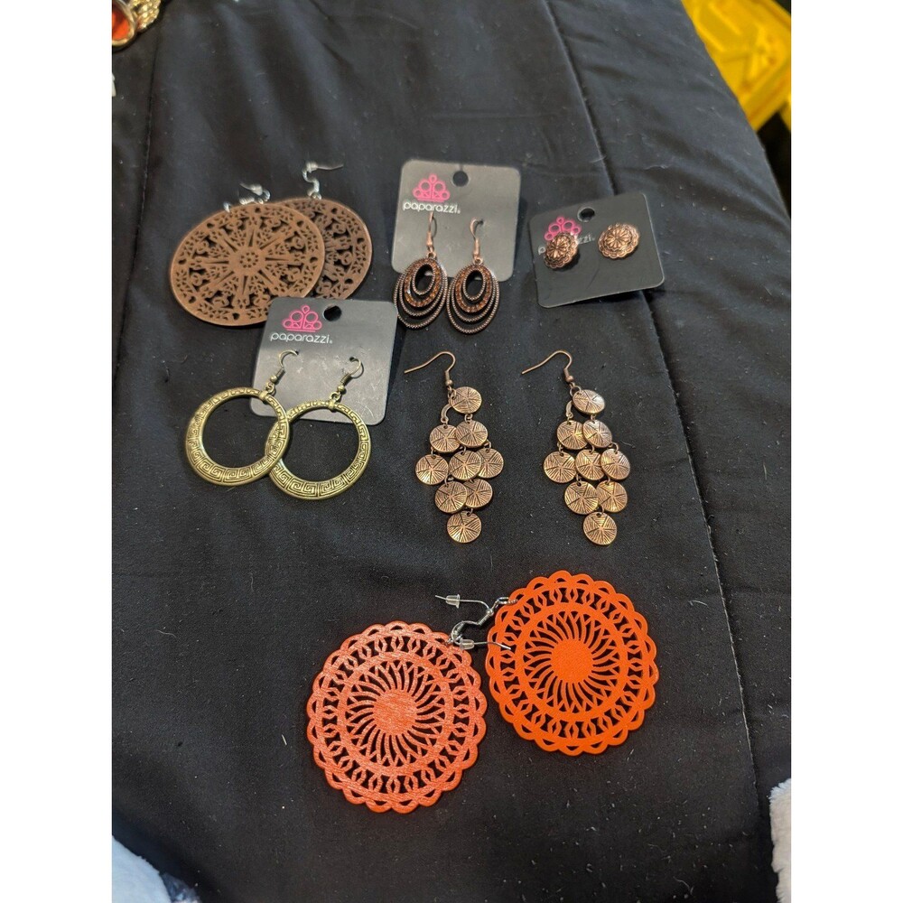 NWOT 6 pair Paparazzi earrings